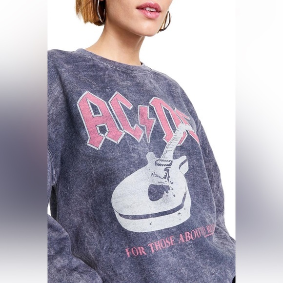 NWT, Junk Food‎ Clothing, AC/DC graphic sweatshirt, size XS, blue/grey/red - Picture 2 of 9